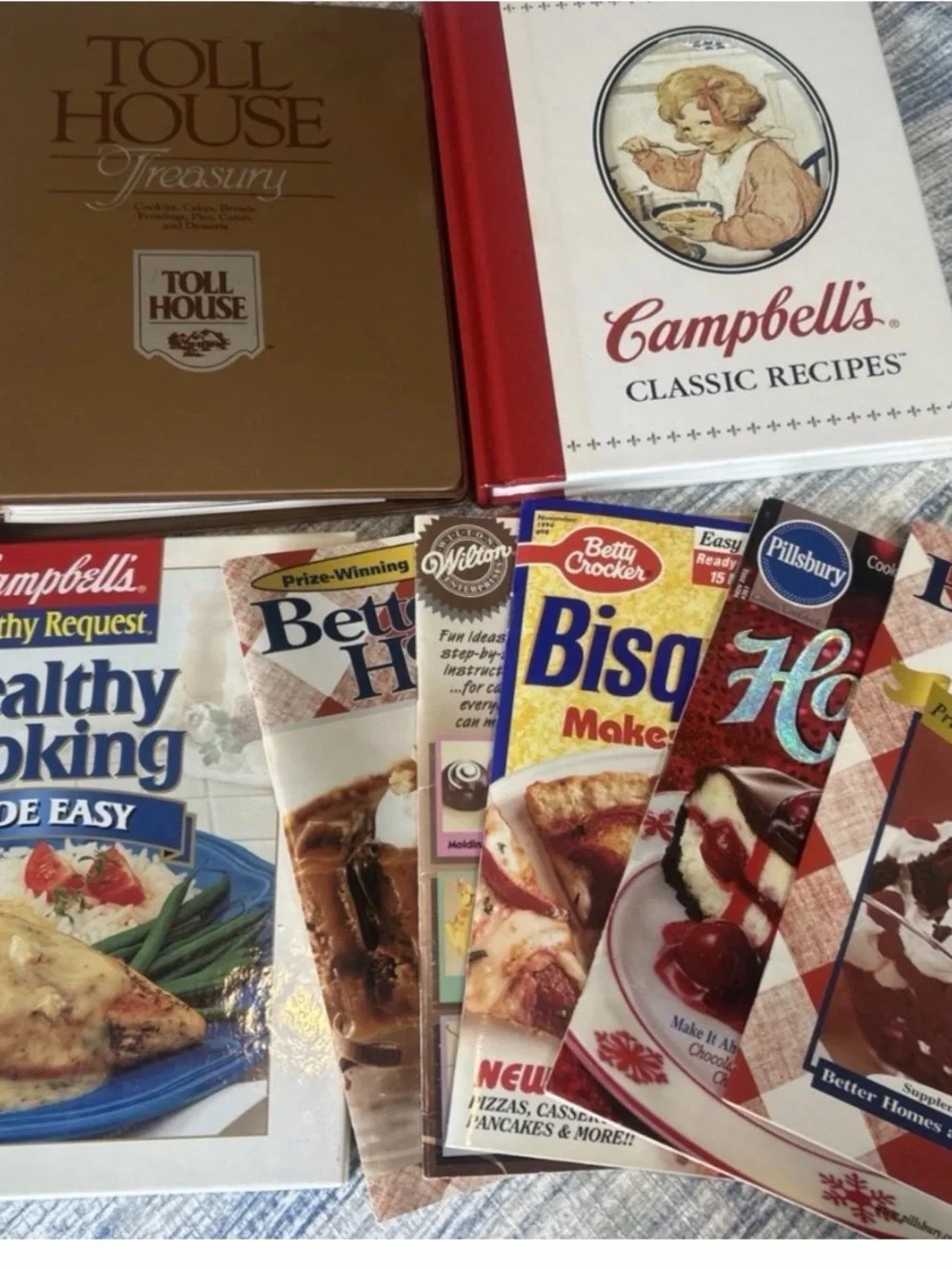 8 Recipe Books/Cookbooks
